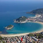 Playa de Ondarreta 4 by FeelFree Rentals